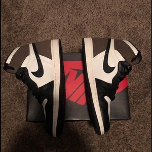 JORDAN RETRO 1S MOCHA 🤎